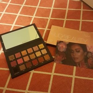 Huda Beauty Rose Gold Remastered Palette